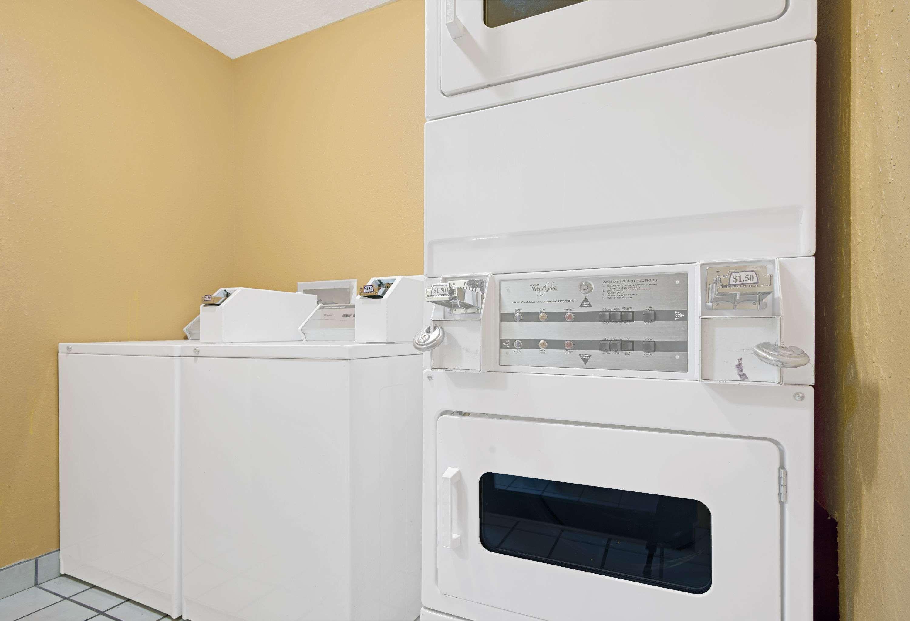 Days Inn By Wyndham East Albuquerque Ngoại thất bức ảnh